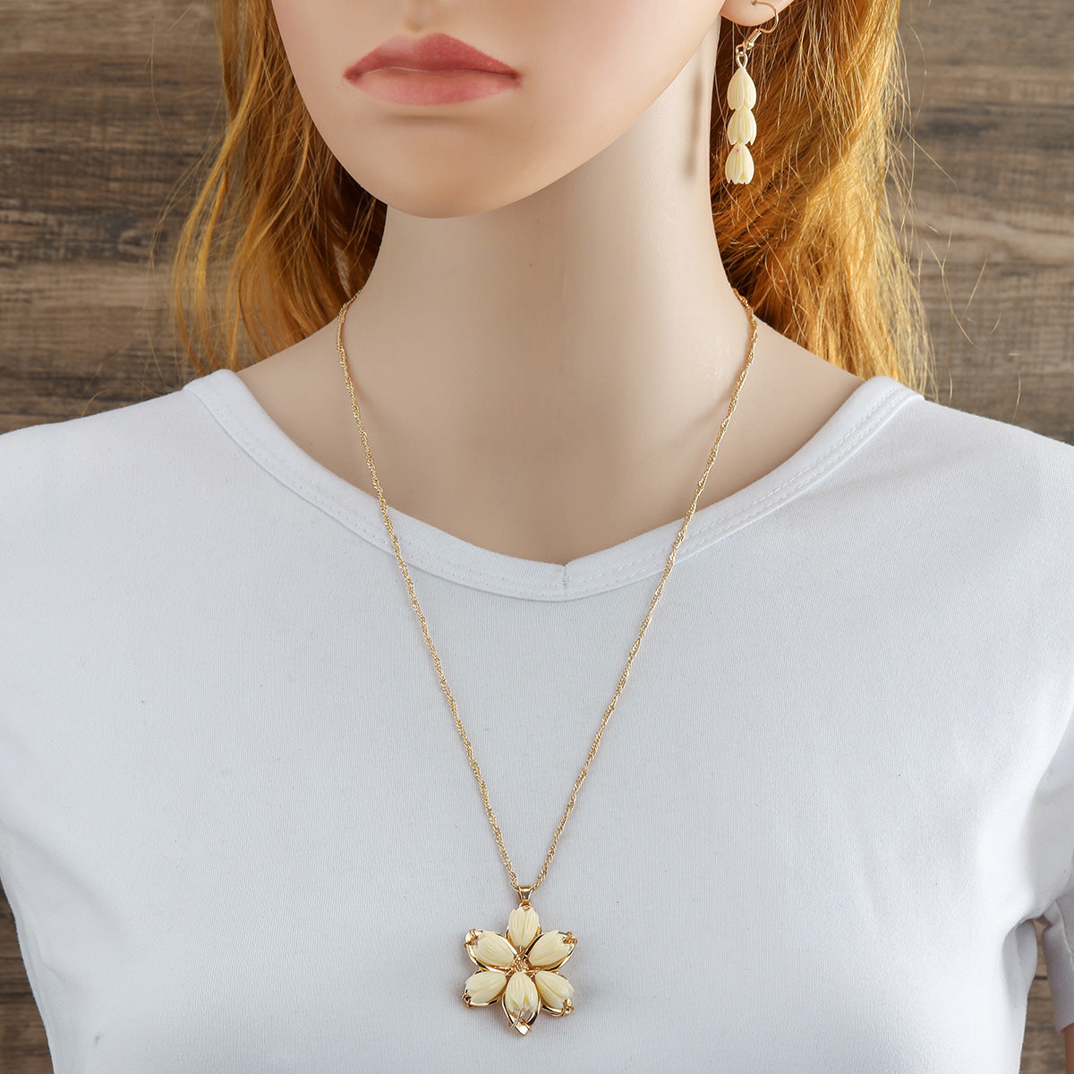 Hawaiian Pikake Necklace