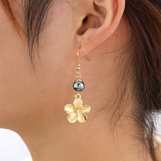 Hawaiian Small Flower Shell Pearl Earrings
